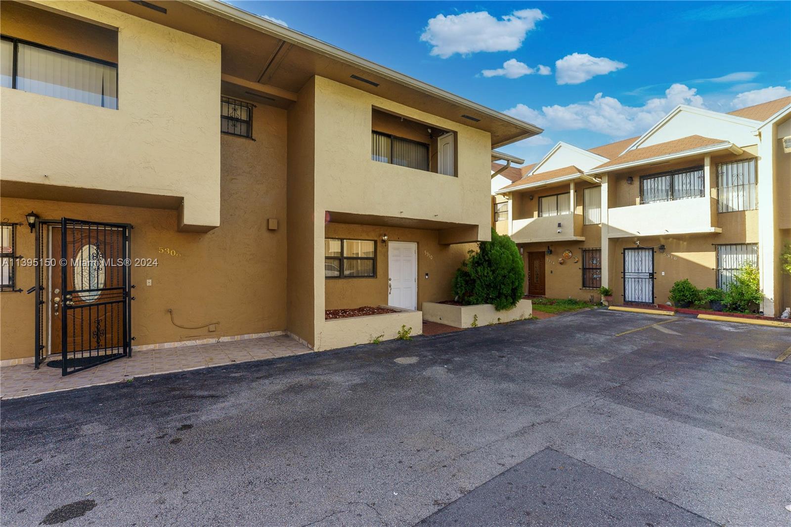 5310 W 26th Ave 103, Hialeah, FL 33016