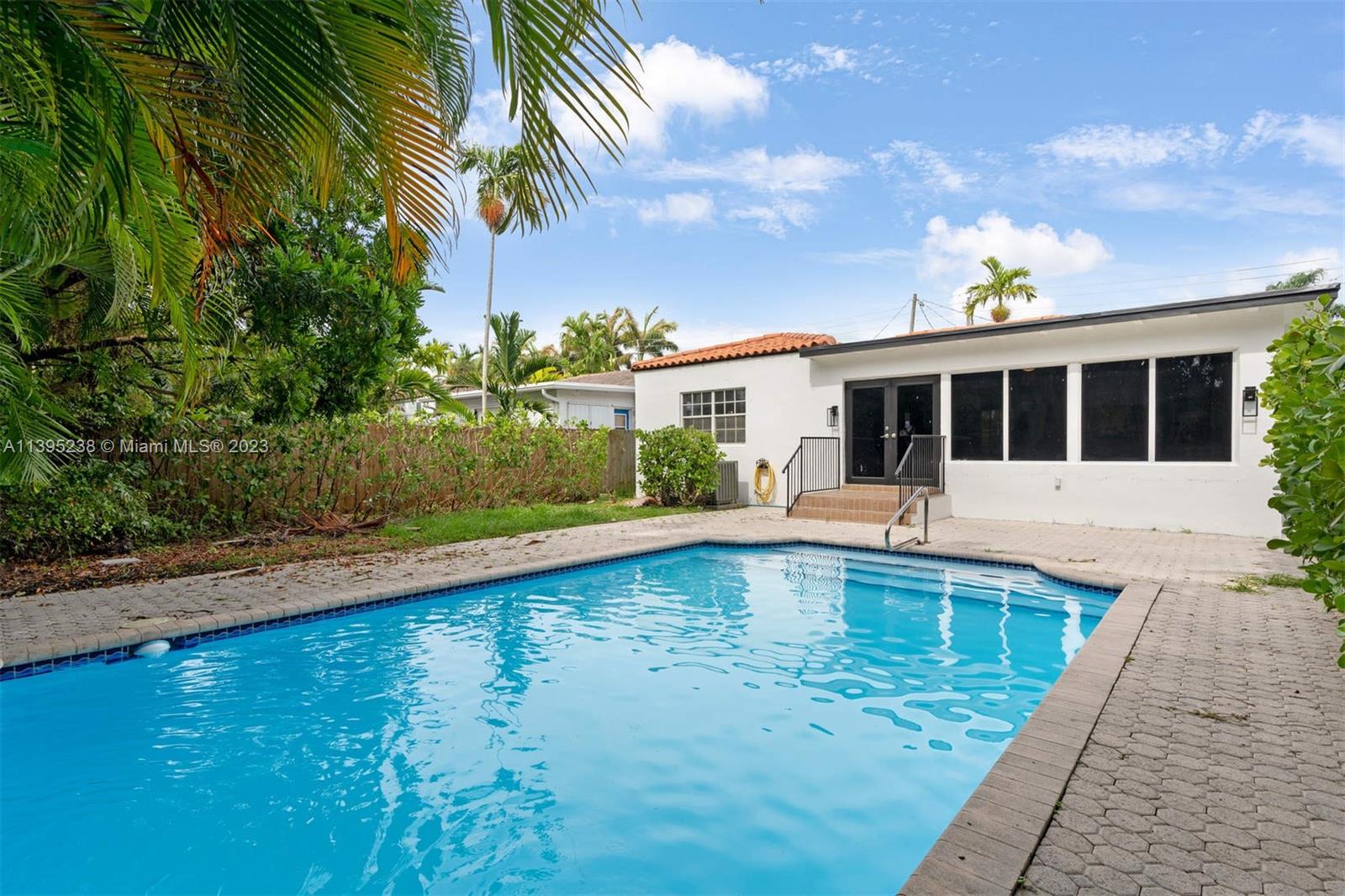 8943 Hawthorne Avenue, Surfside, FL 33154