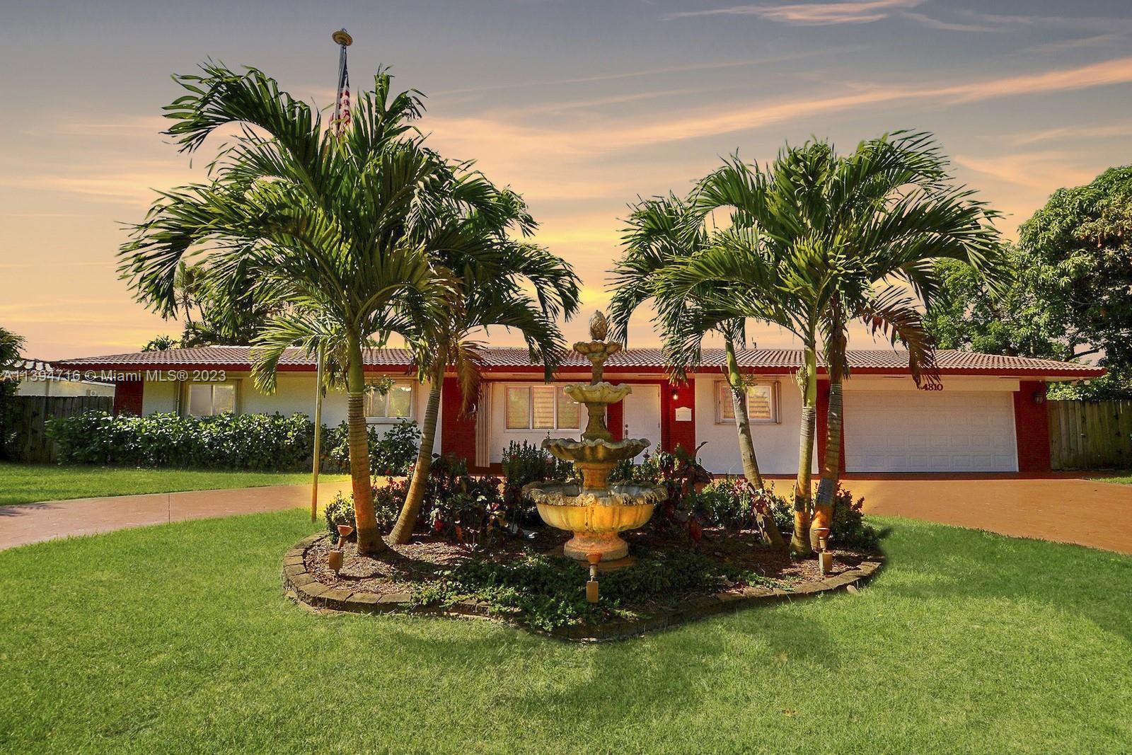 4310  Buchanan St  For Sale A11394716, FL