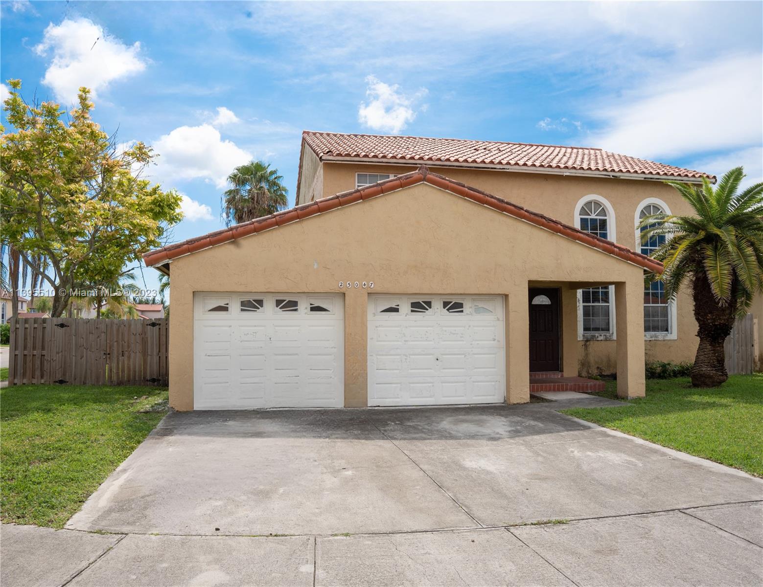 Excellent Opportunity with your Double Door Entry & Come Home and bring your vision to this Amazing 2 Story Home with 4 Beds, 3 Baths, 2 Car Garage. 1 Full Bedroom and 1 Full Bathroom are Downstairs on the First Floor. 3 Bedrooms and 2 Bathrooms are upstairs. enjoy your Huge Corner Lot with plenty of room to park your boats, vehicles, trucks, and trailer. Plenty of room for a pool and you can create your very own tranquil oasis and paradise. Your Large Lot offers double fences at the front and rear side of the property for you to drive right in, park, and unpack. Newer AC. No Association and No CDD. Minutes away from Black Point Marina, the Turnpike, with Great Schools Close by, and plenty of Commercial and Retail Corridors for Shopping & Entertainment. Excellent Park a few blocks away.
