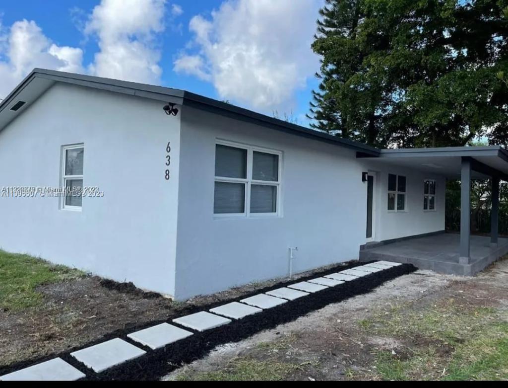 Undisclosed For Sale A11395587, FL