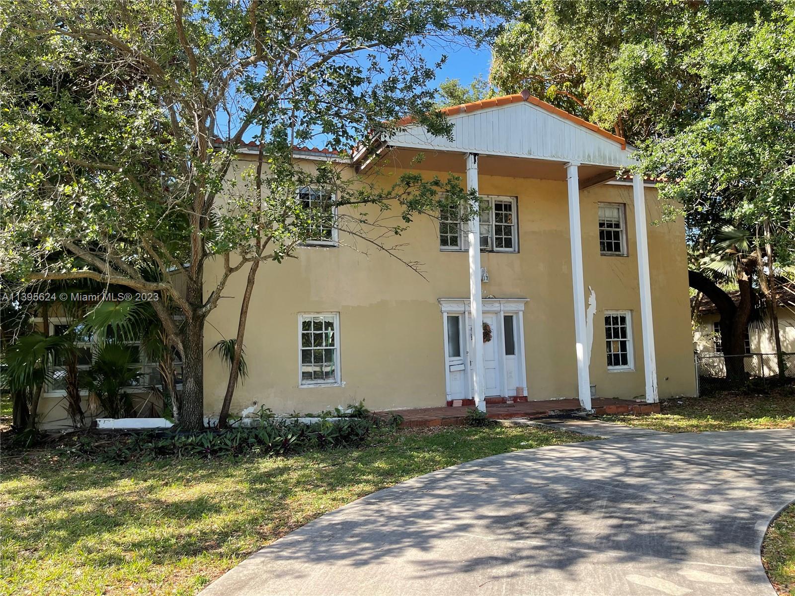 590 NE 96th St, Miami Shores, FL 33138