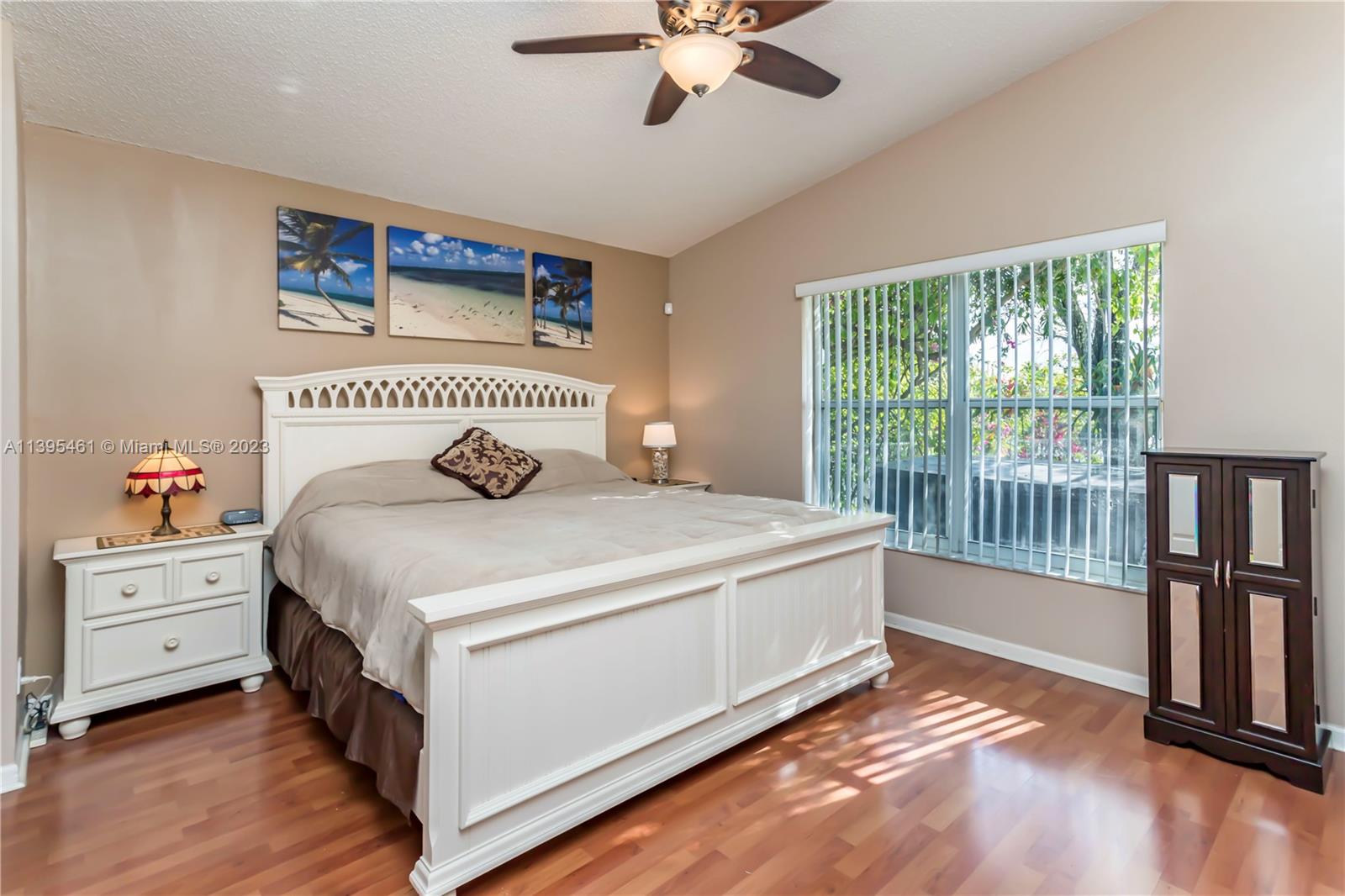 Listing Photo 17