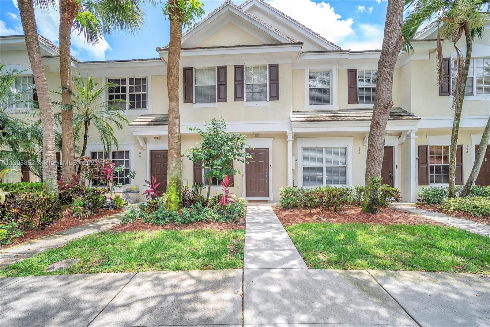 188 SW 96th Ave, Plantation, FL 33324