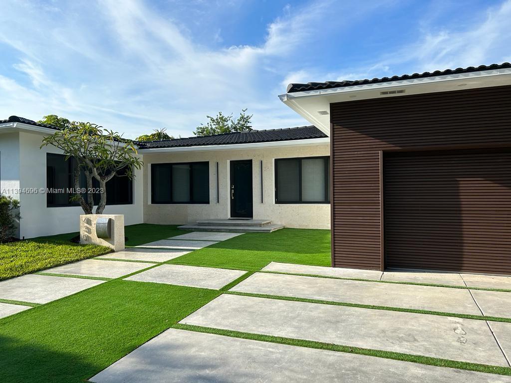 430 N Shore Dr  For Sale A11394696, FL