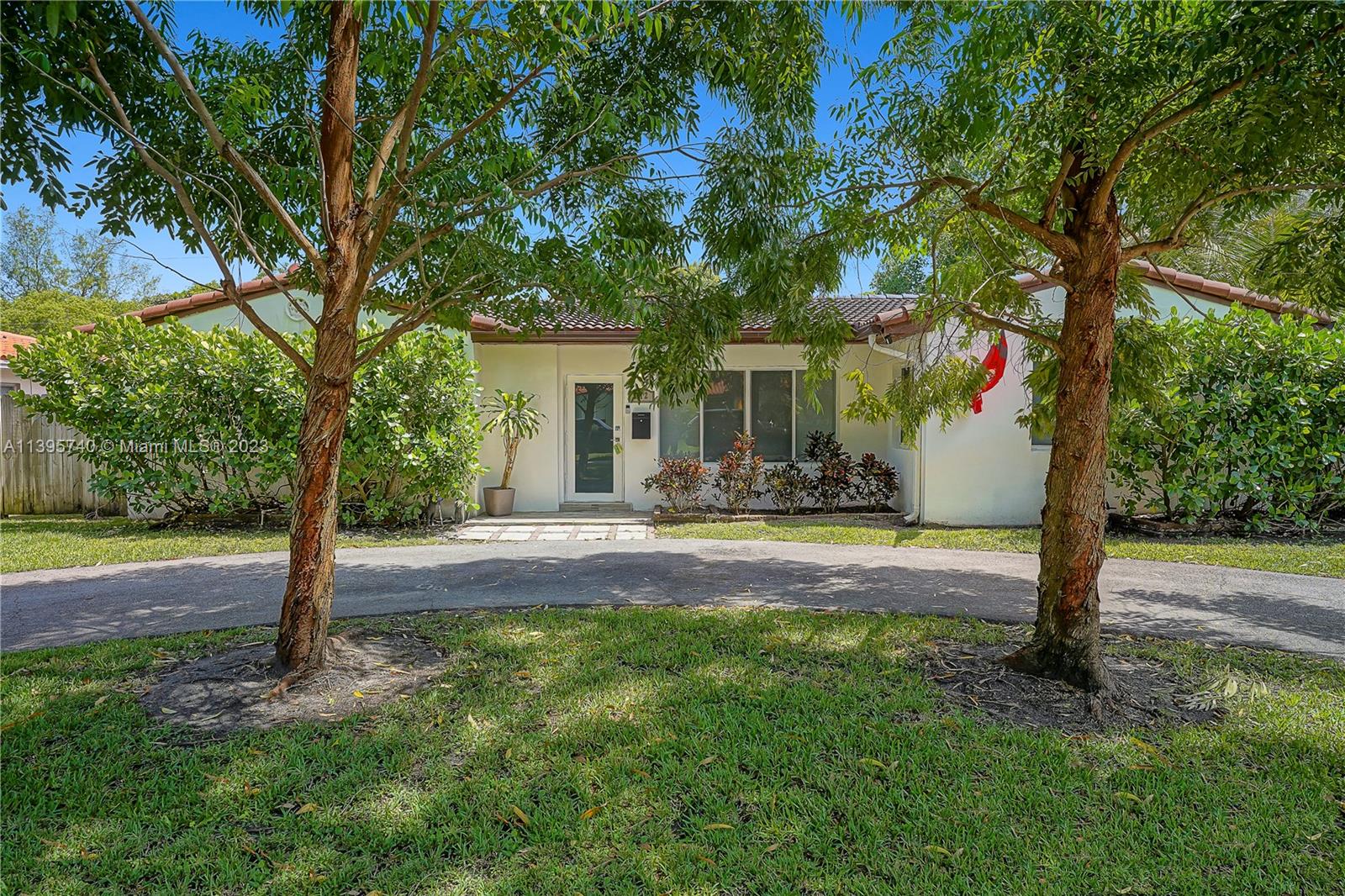 272 NW 111th Ter  For Sale A11395740, FL
