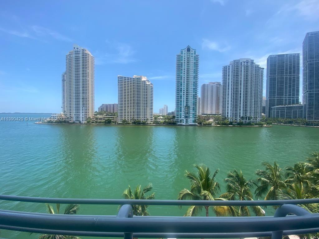 EXQUISITE 2 BED 2 BATH CONDO WITH BREATHTAKING DIRECT VIEWS OF MIAMI'S BISCAYNE BAY. FINEST FINISHES THROUGHOUT, ITALIAN WOOD KITCHEN CABINETS, GRANITE COUNTERTOPS, MARBLE FLOORING, WALK-IN CLOSET AND MUCH MORE. 5* AMENITIES: 2 SWIMMING POOLS, JACUZZI, SAUNA, 2 FITNESS CENTERS, 2 PARTY ROOMS, CONVENIENCE STORE AND 24H SECURITY, VALET AND CONCIERGE. BEST LOCATION YOU CAN IMAGINE: MINUTES TO BRICKELL, KASEYA CENTER, MIAMI BEACH, WYNWOOD, MIDTOWN, ETC. EASY ACCESS TO I-95.
