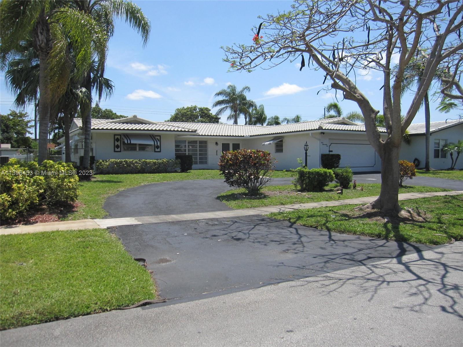 5010  Jefferson St  For Sale A11396453, FL