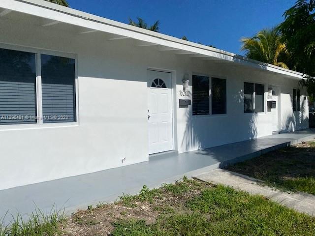 16204 NE 18th Ct, North Miami Beach, FL 33162