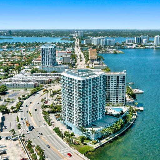 1881 79th St Cswy 2102, North Bay Village, FL 33141