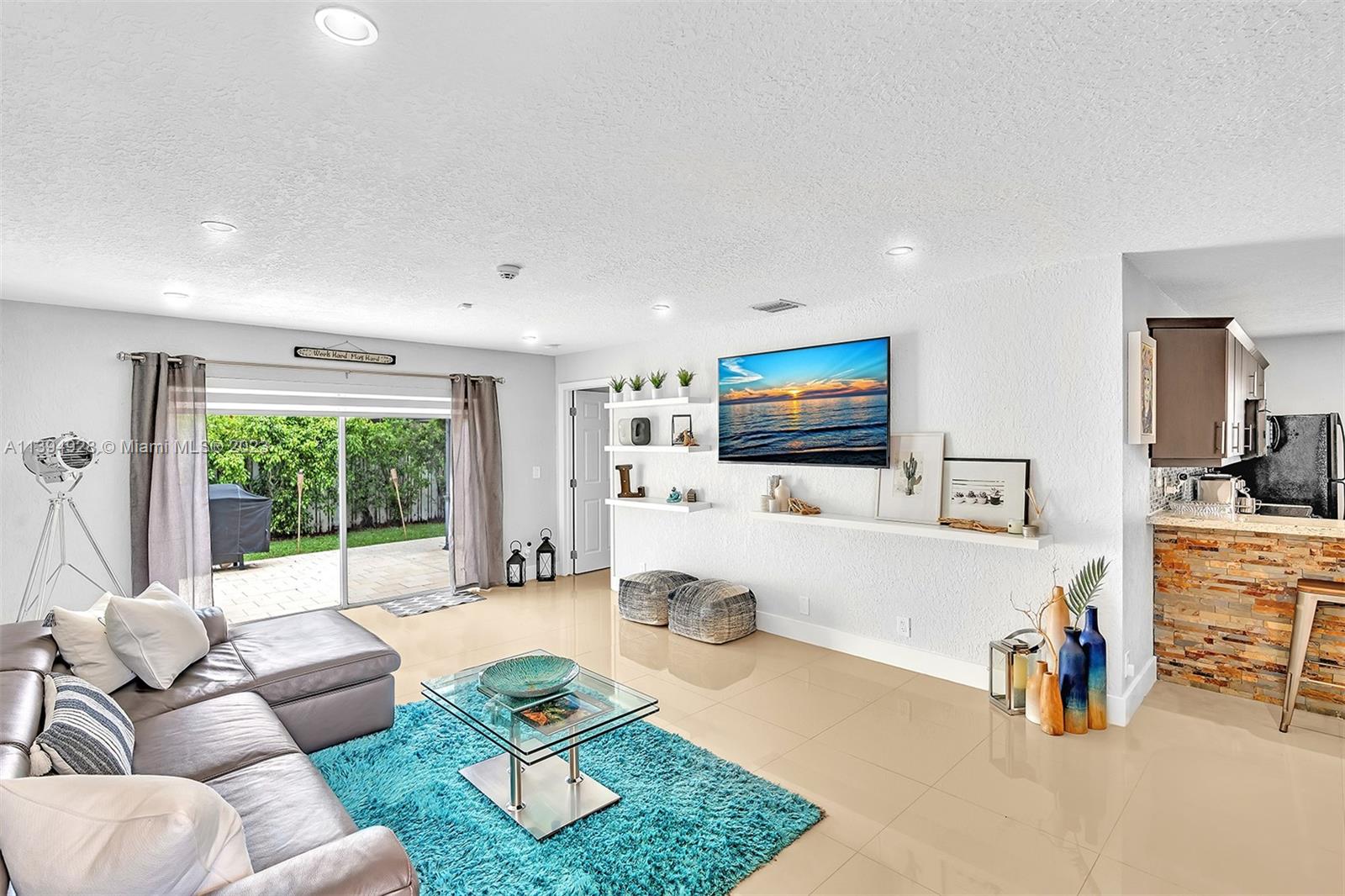 Listing Photo 10