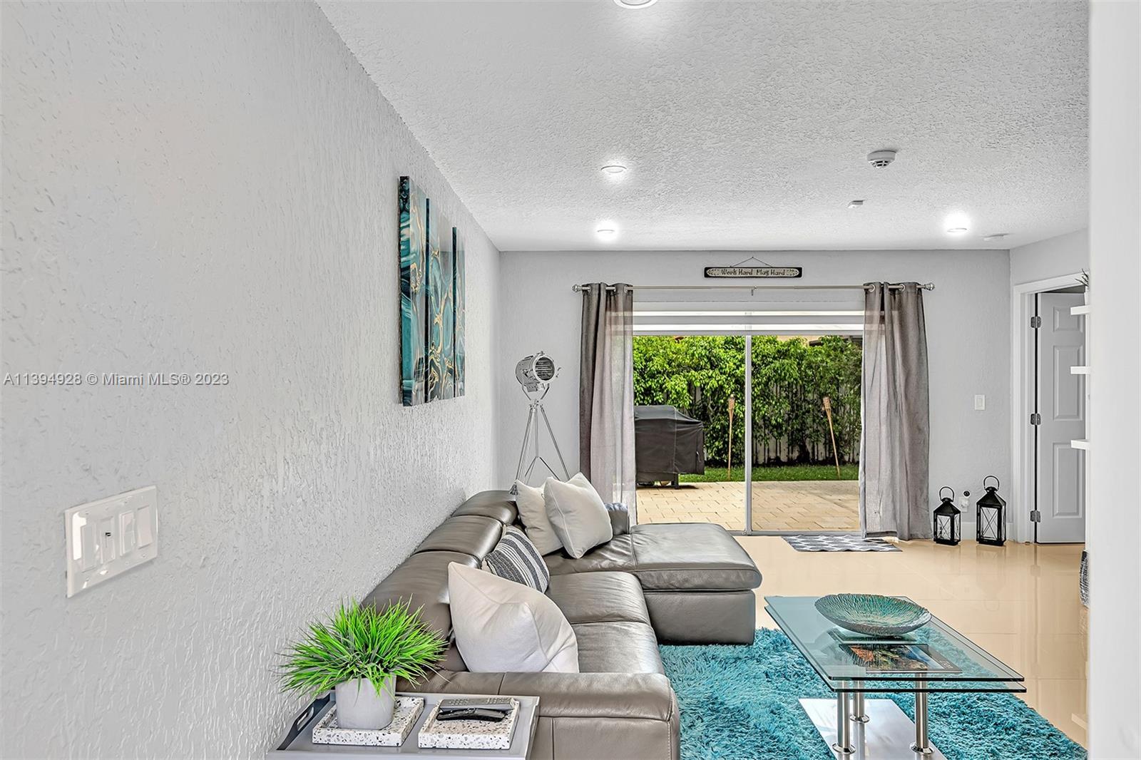 Listing Photo 6