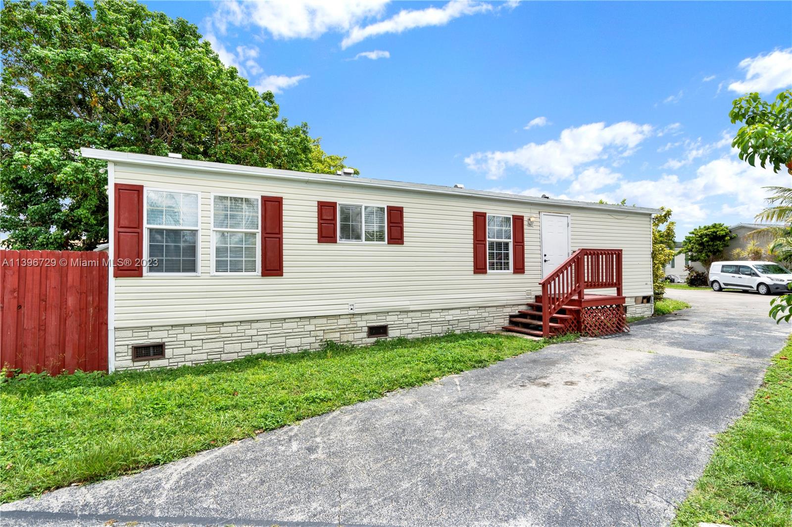 220 NE 12 Ave, Homestead, FL 33030