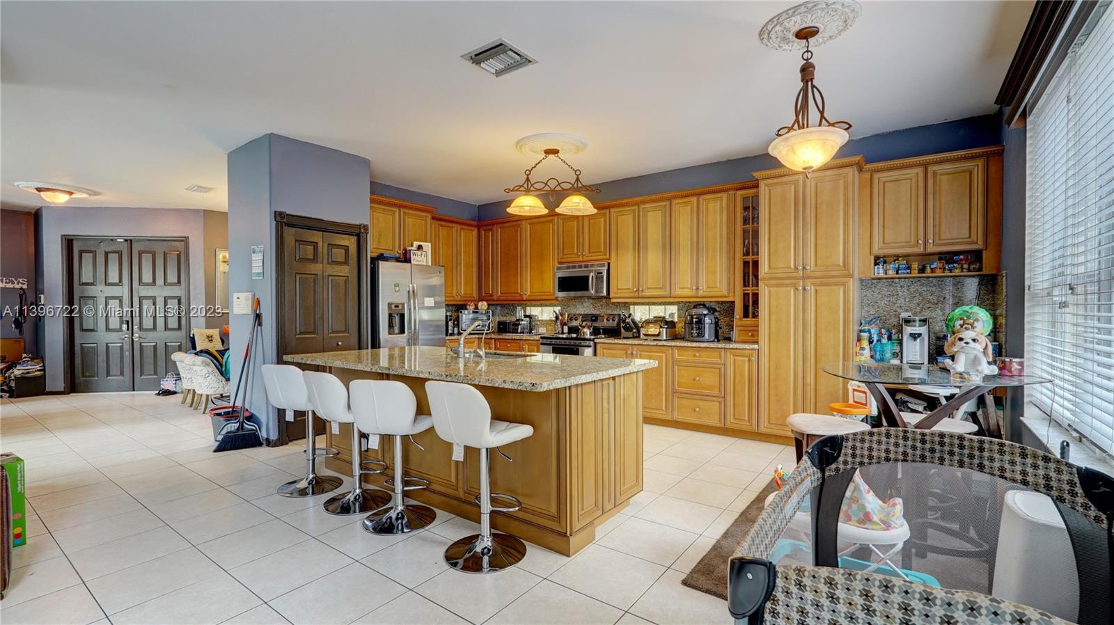 Listing Photo 10