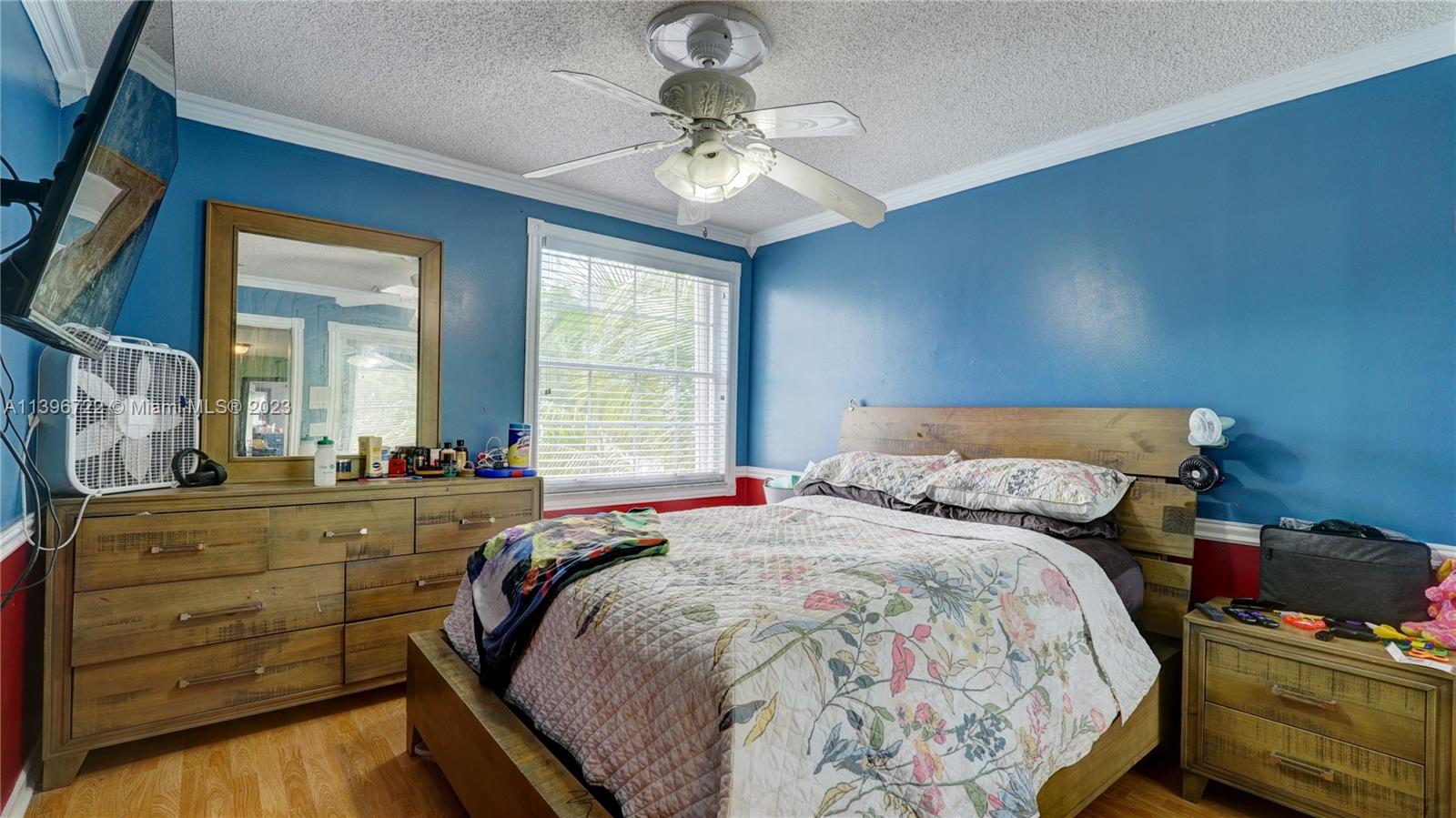 Listing Photo 17