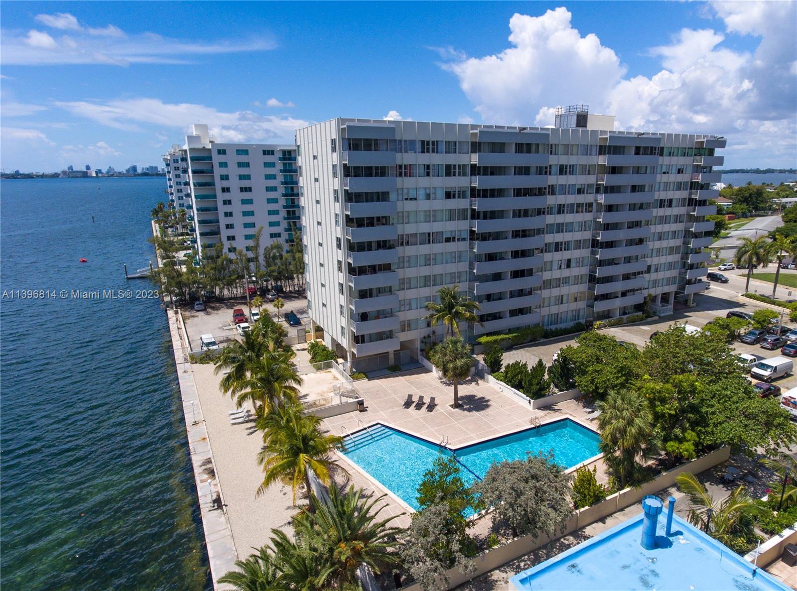 7545 E Treasure Dr 9F, North Bay Village, FL 33141