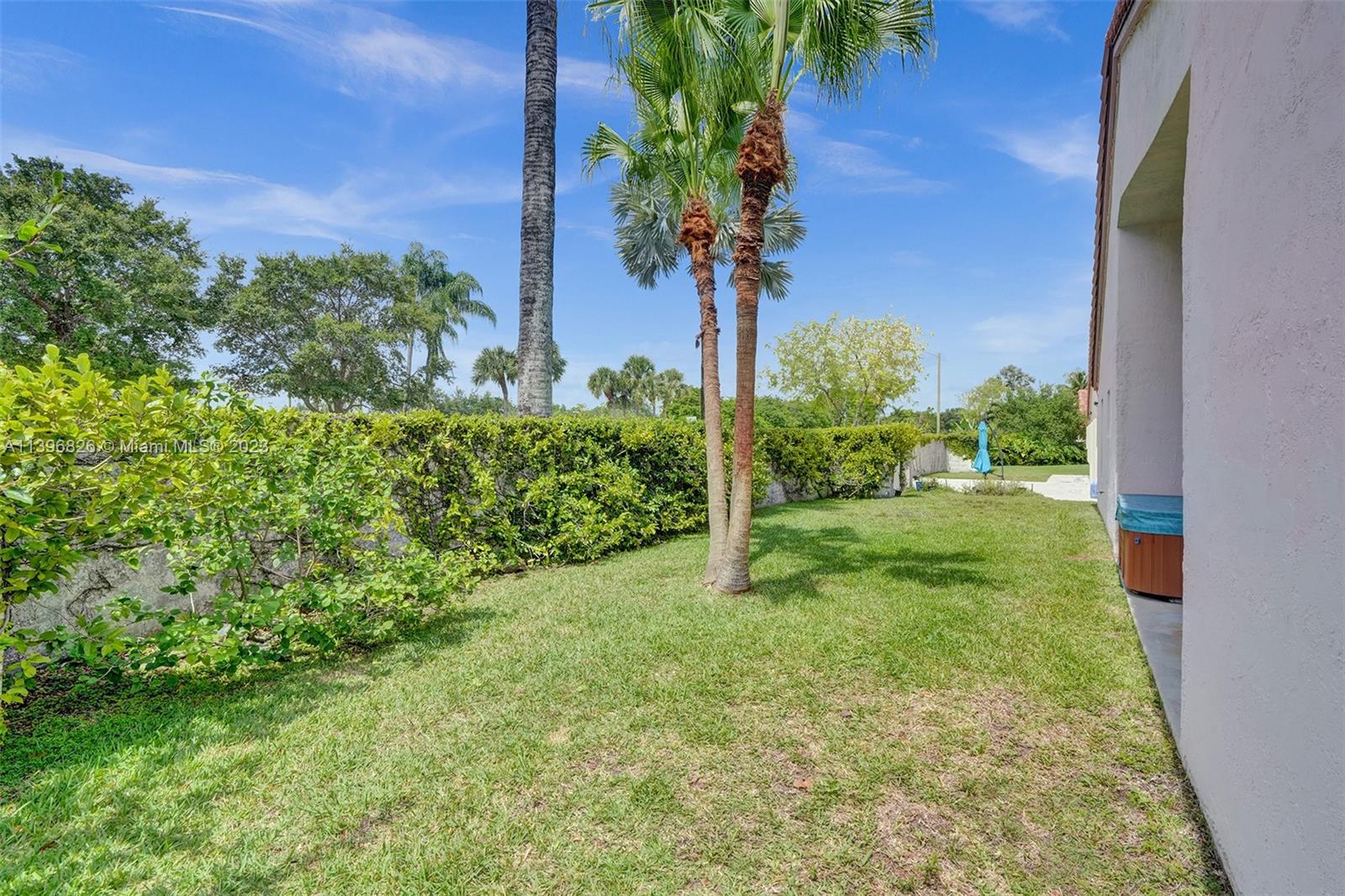 Listing Photo 10