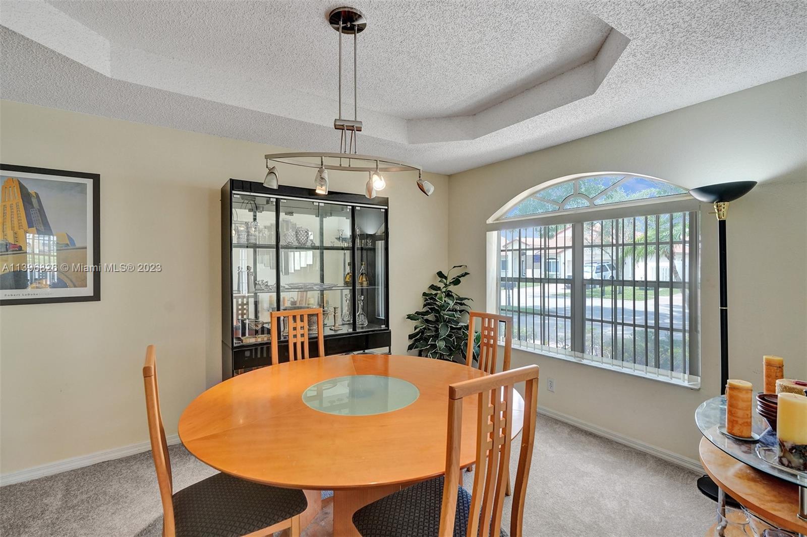 Listing Photo 14