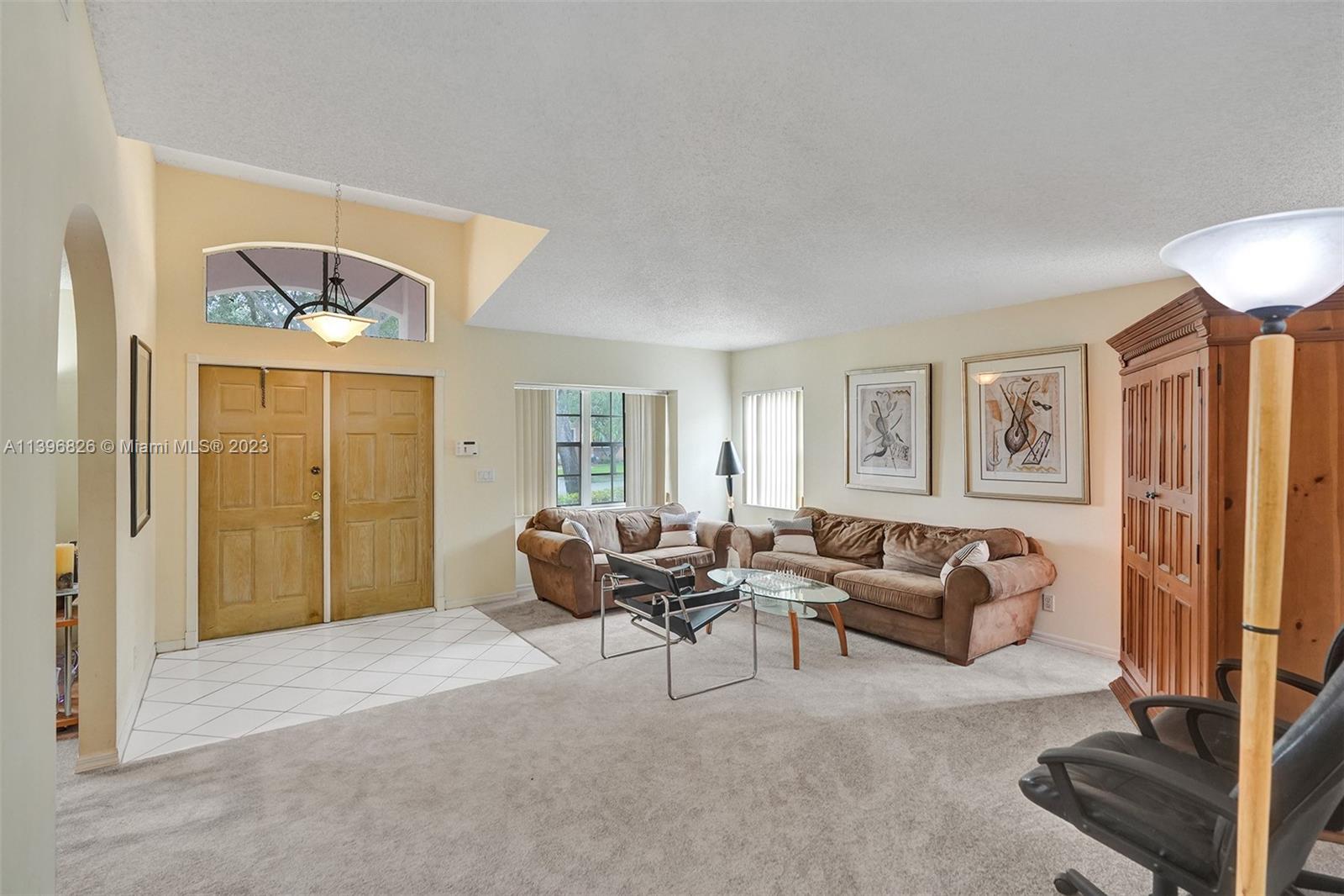 Listing Photo 17