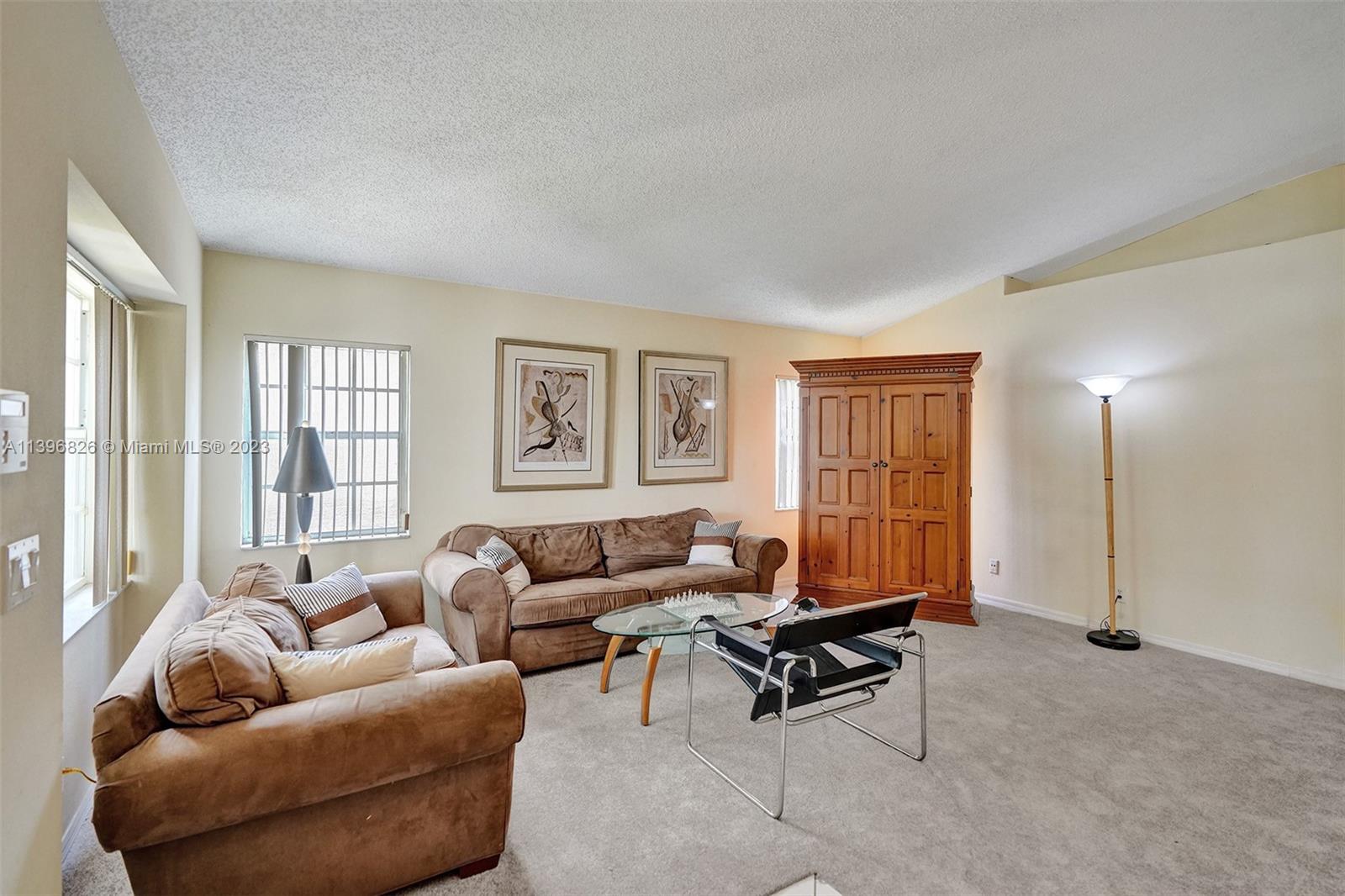 Listing Photo 18