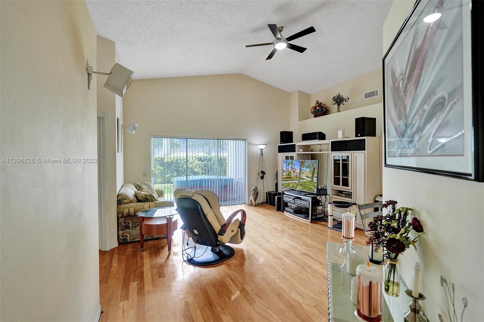 Listing Photo 29