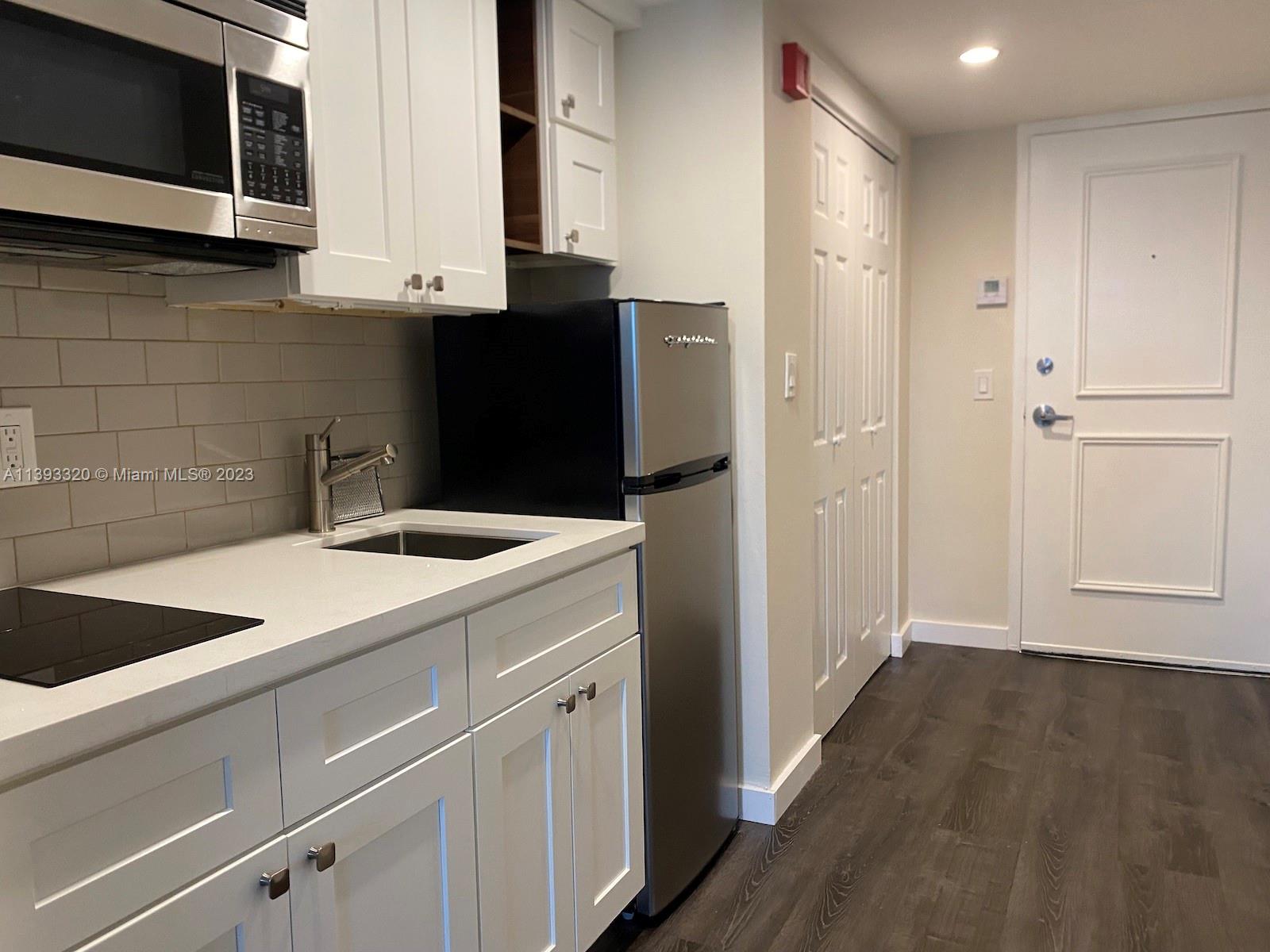 5709  Sunset Dr #5709 For Sale A11393320, FL