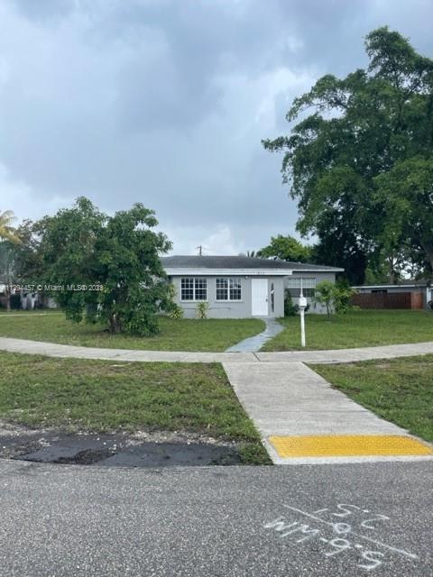 431  Arizona Ave  For Sale A11394457, FL