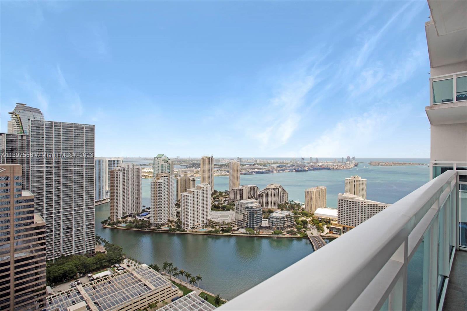Open Water views from this 2 Bedroom 2 Bath at the Plaza on Brickell. Amazing views to Sunrise and Brickell Ave Skyline. Live in the heart of the financial district in a full amenities building. 4706 one of the most desired lines in the building, well upgraded kitchen with extended granite counter. well maintained unit, master suite with large bath and separate spa and shower. split floor plans and ample views to Miami. Furniture available for sale and it can be a turn key property for vacation or income produce rental.
