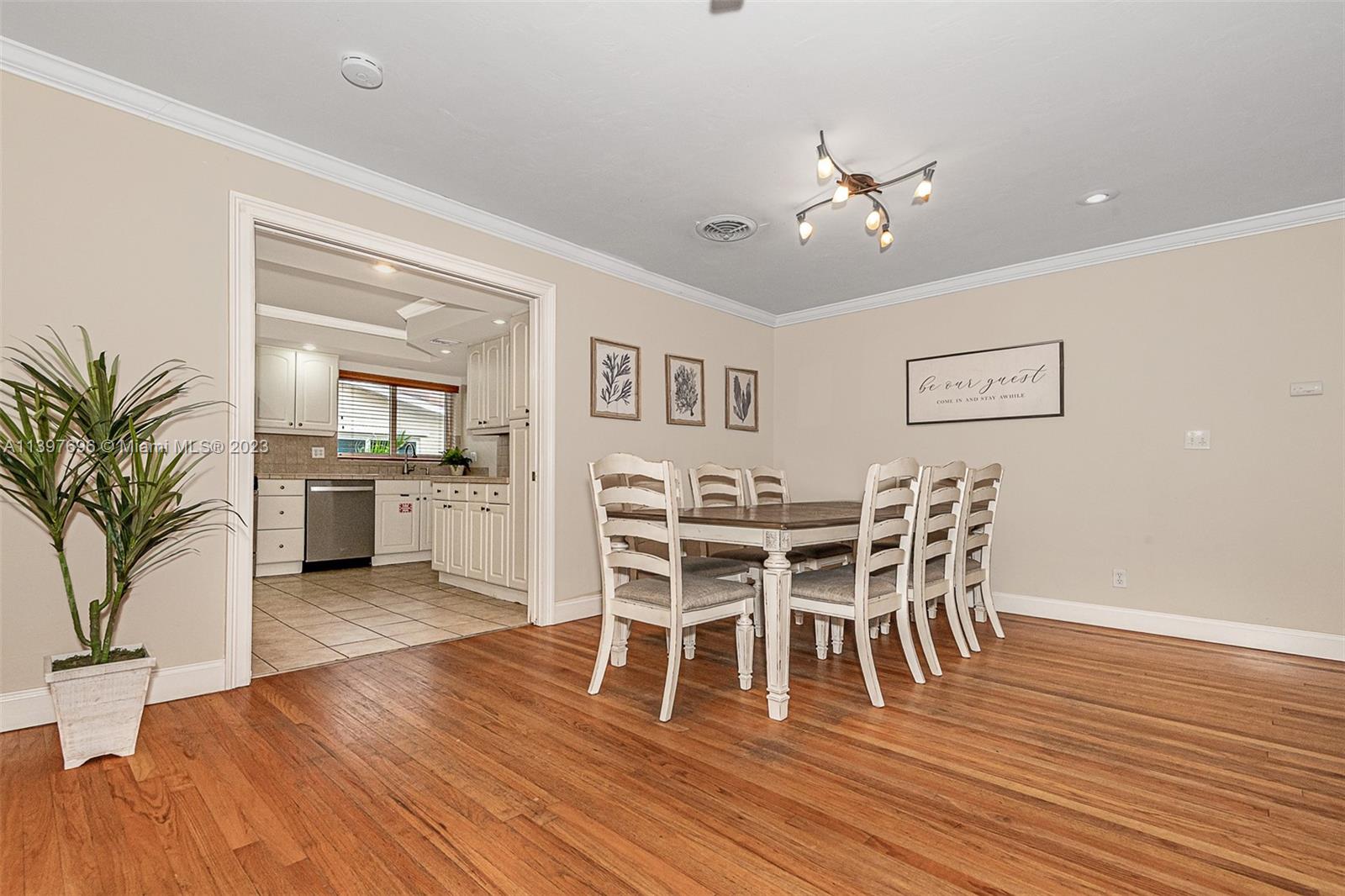 Listing Photo 23