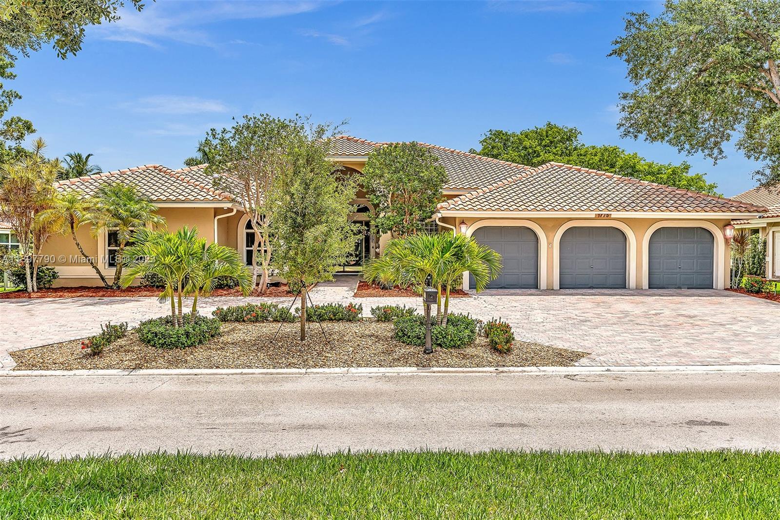 1775 W Eagle Trace Blvd W, Coral Springs, Florida image 2