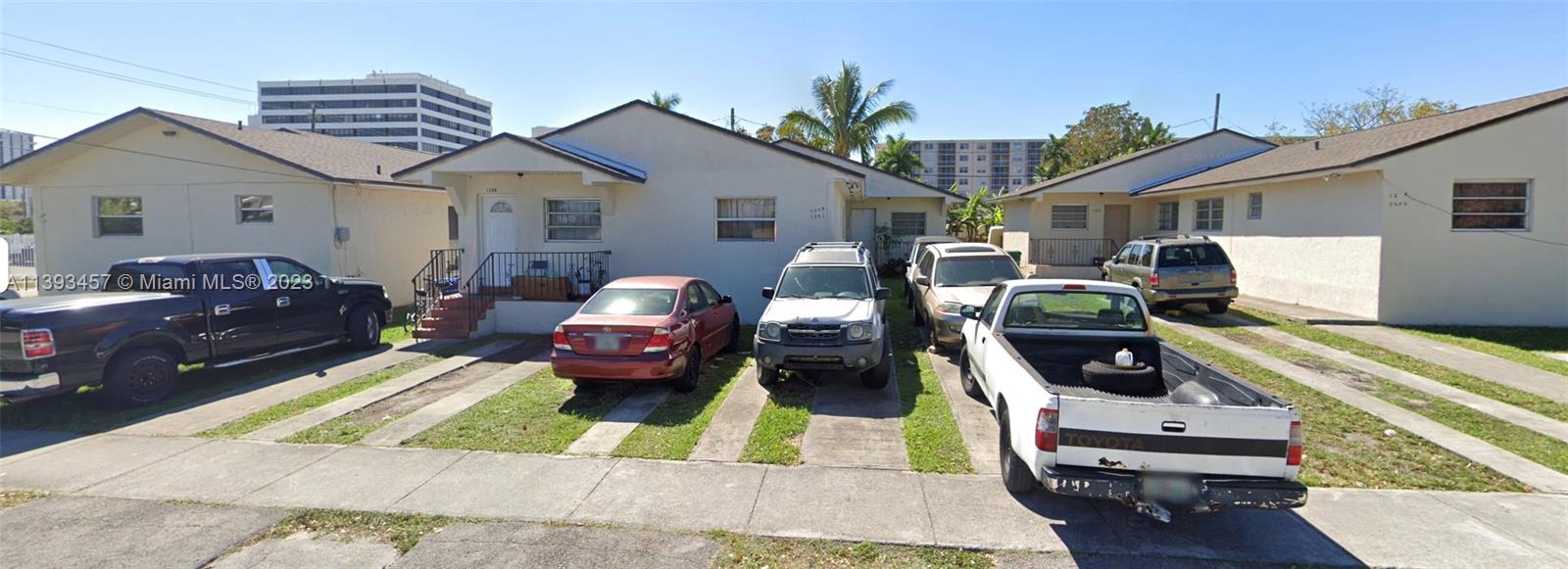 1286 NE 110th St, Miami, FL 33161