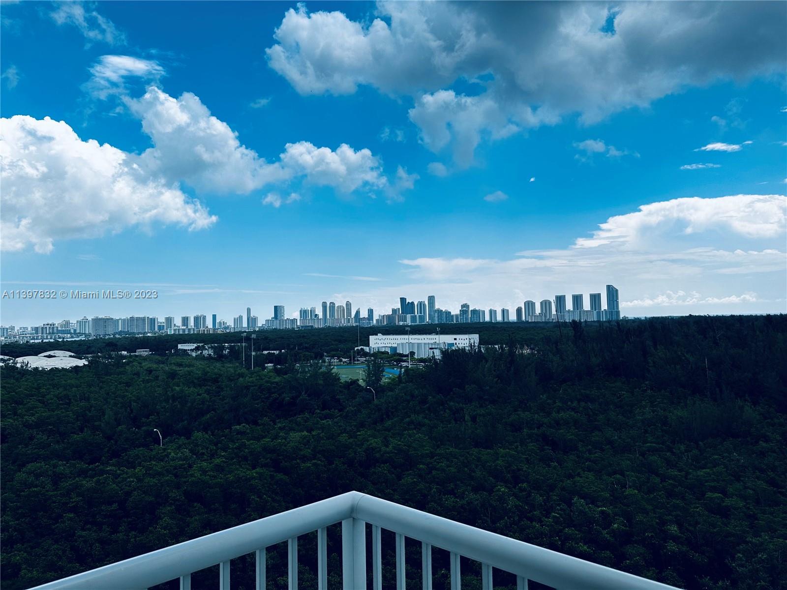 14951  Royal Oaks Ln #1202 For Sale A11397832, FL