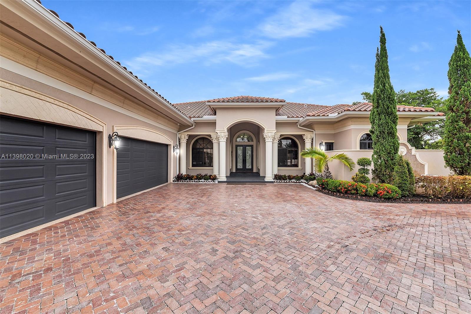 731 Ranch Rd, Weston, FL 33326