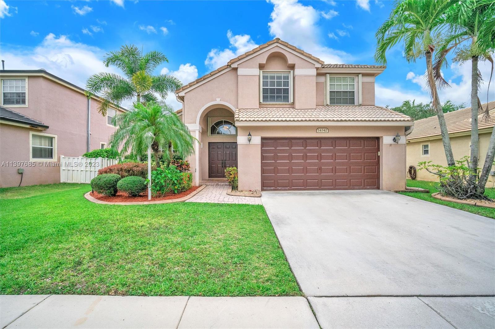 14342 NW 14th Ct, Pembroke Pines, FL 33028