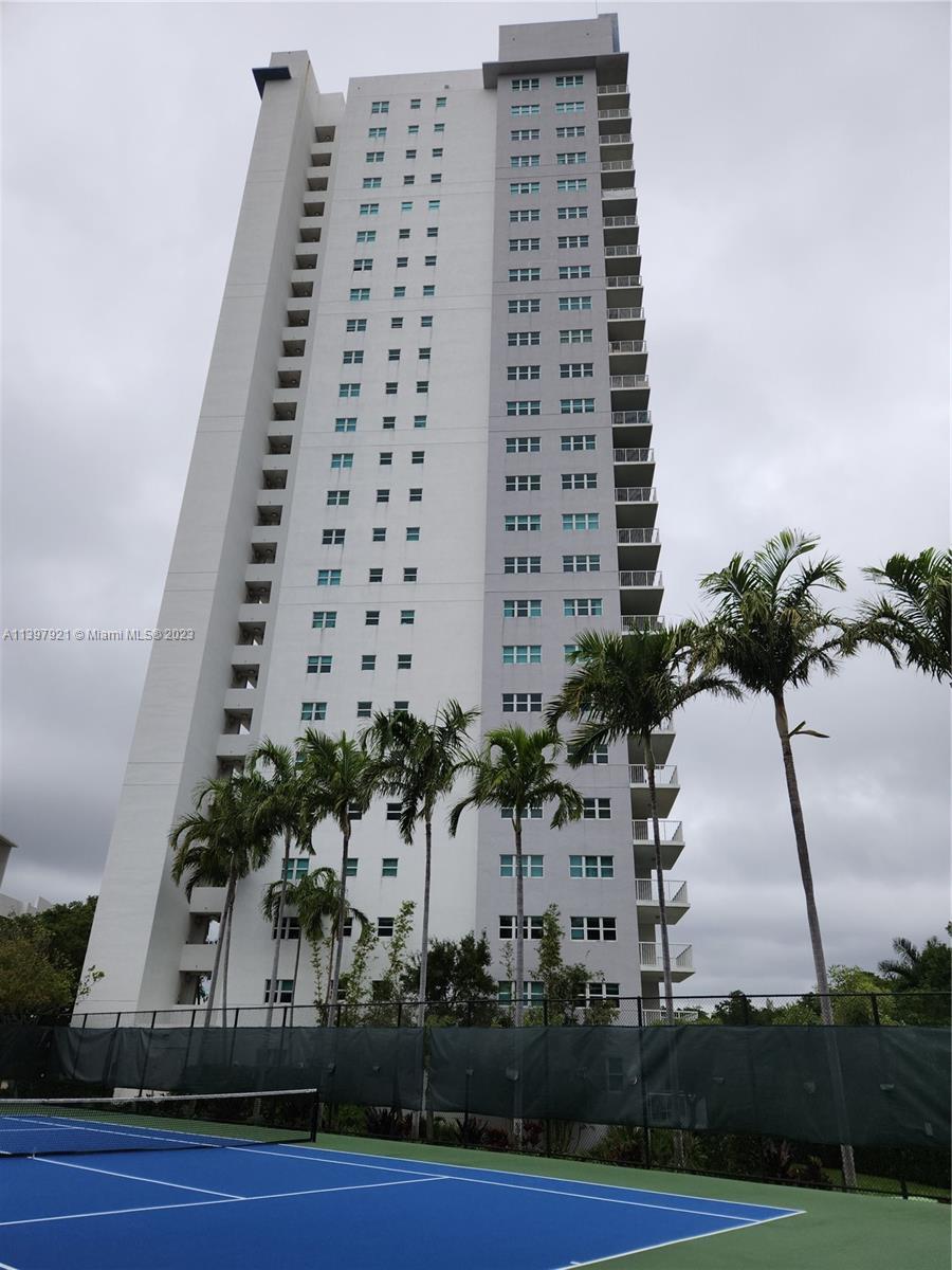 14951  Royal Oaks Ln #808 For Sale A11397921, FL
