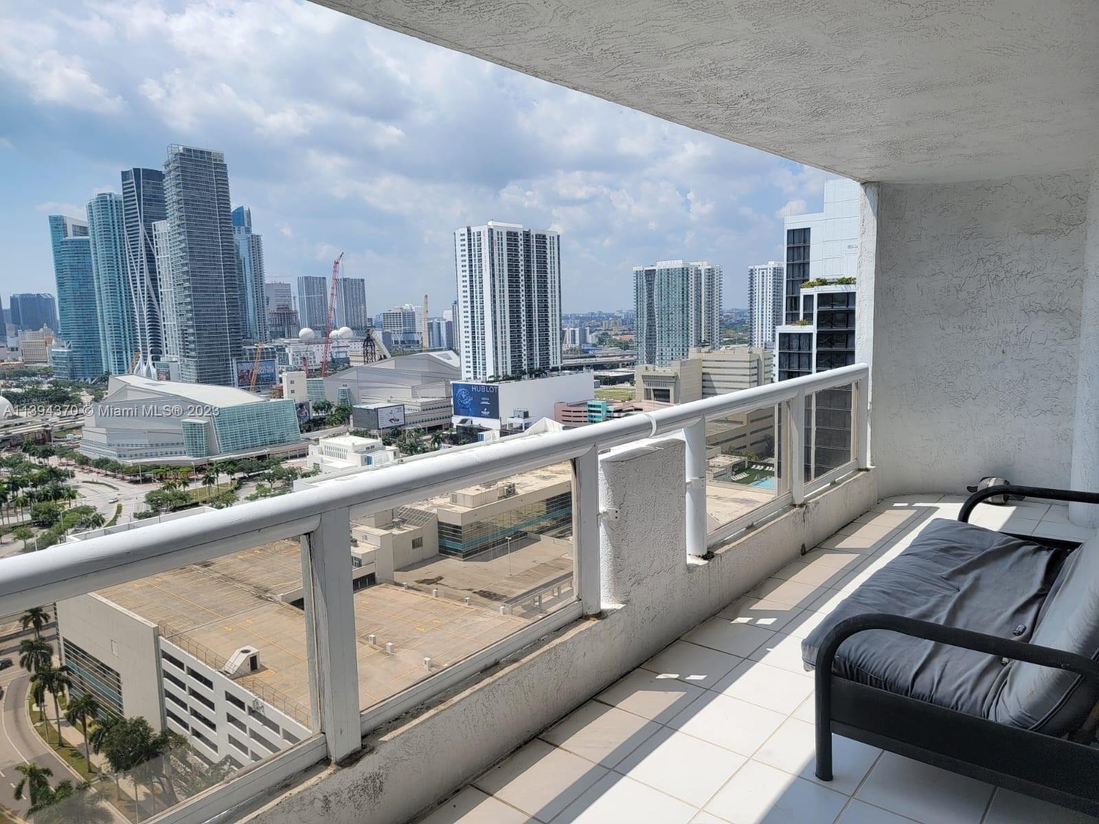 Photo 2 of Venetia Condo Apt A-2952 in Miami - MLS A11394370