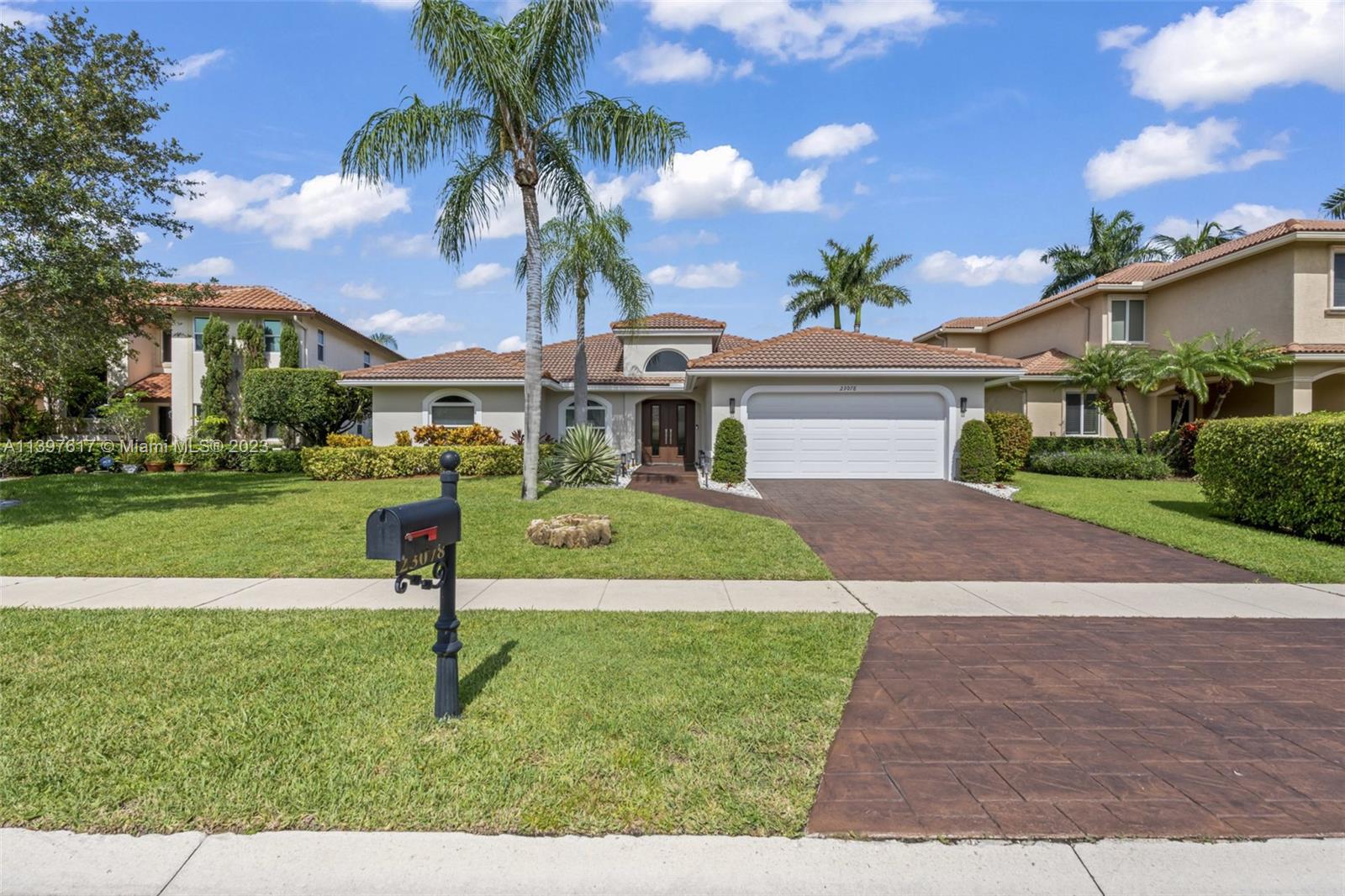 23078 L Ermitage Cir, Boca Raton, FL 33433