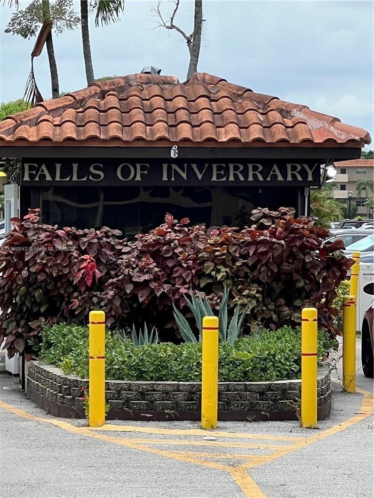 6300 S Falls Cir Dr 314, Lauderhill, FL 33319