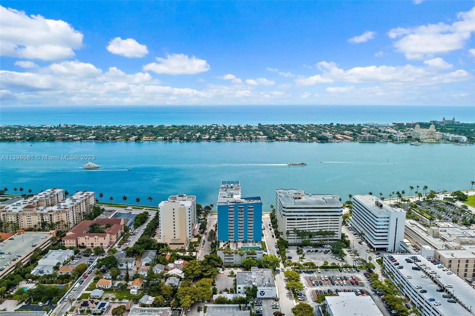 1551 N Flagler Dr 905, West Palm Beach, FL 33401