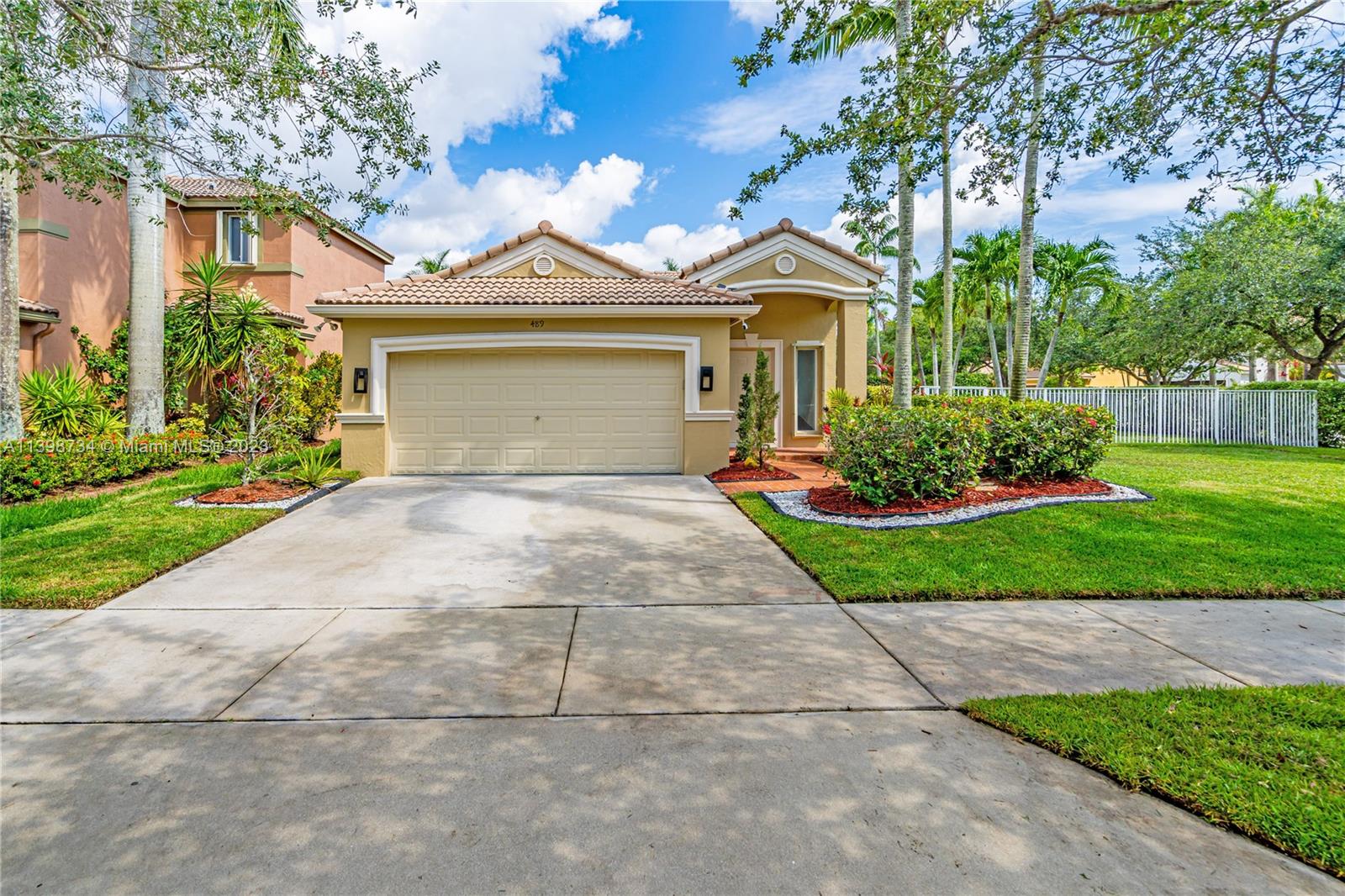 489 Fishtail Ter, Weston, FL 33327
