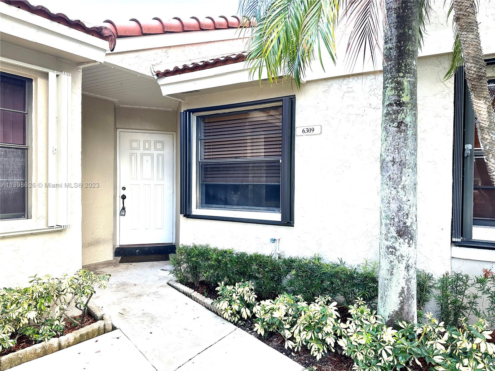 6309 NW 170th Ln 6309, Hialeah, FL 33015