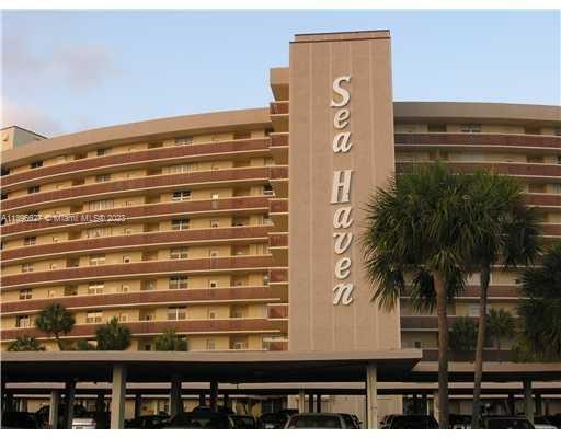 2731 NE 14th St Cswy 203, Pompano Beach, FL 33062