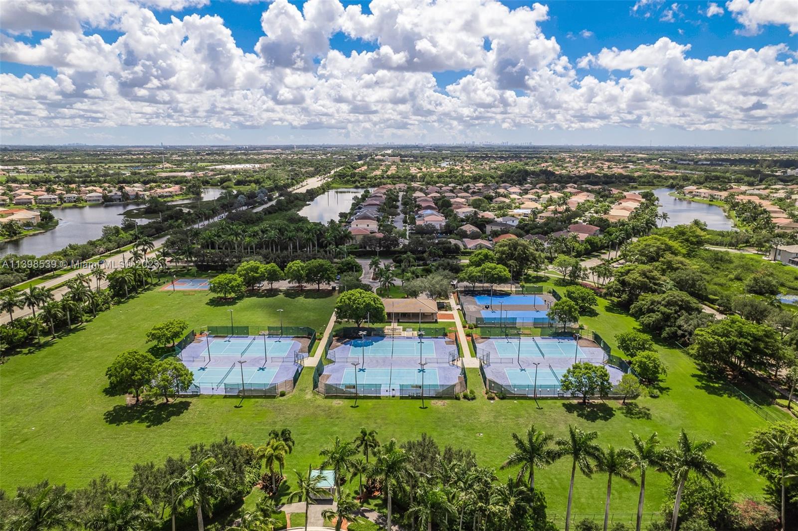 Listing Photo 18