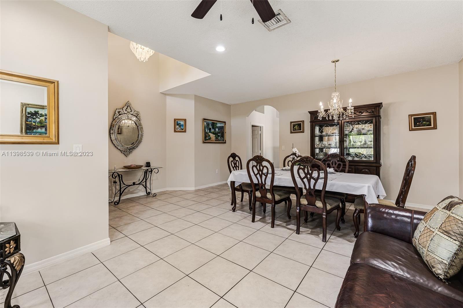 Listing Photo 25