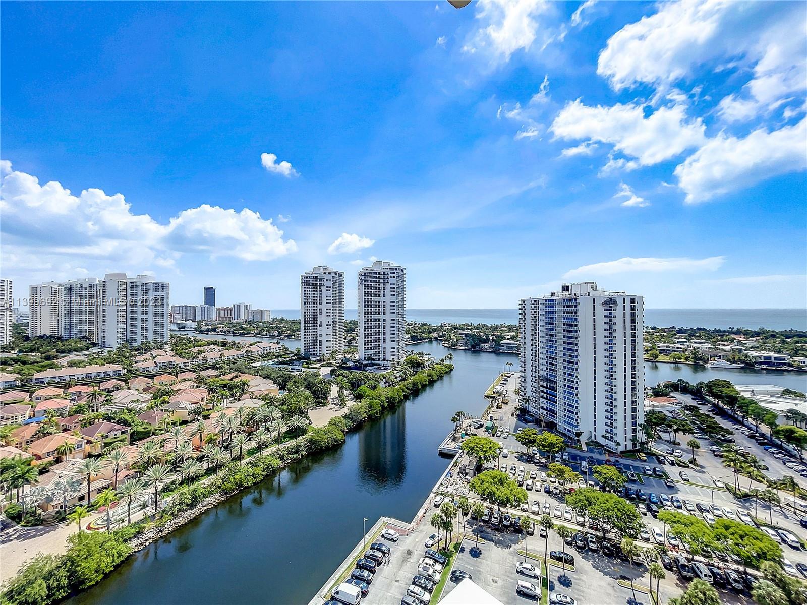 3701 N Country Club Dr 2202, Aventura, FL 33180