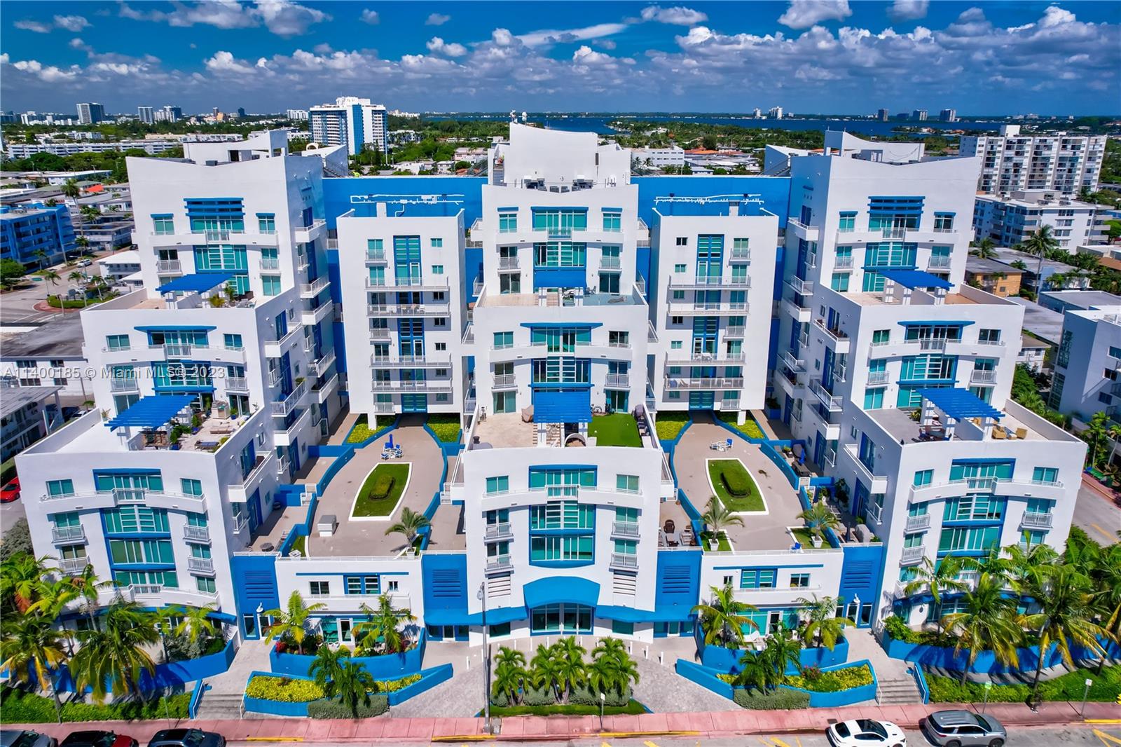 7600 Collins Ave 416, Miami Beach, FL 33141