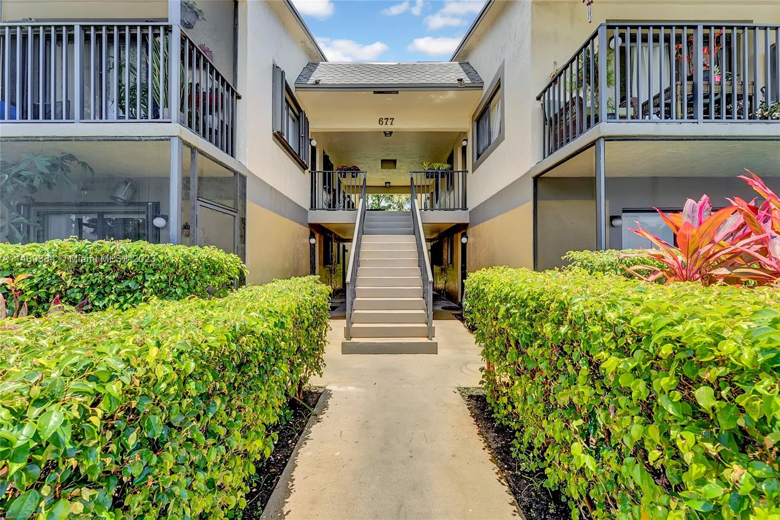 677 Trace Circle 210, Deerfield Beach, FL 33441