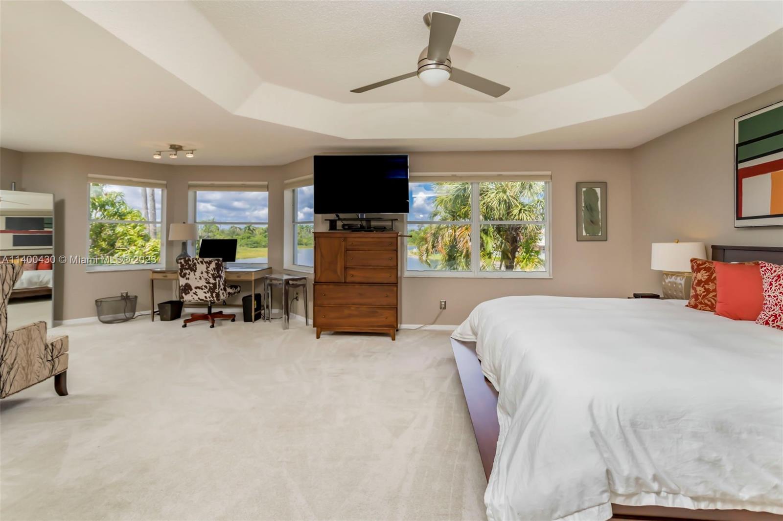 Listing Photo 8