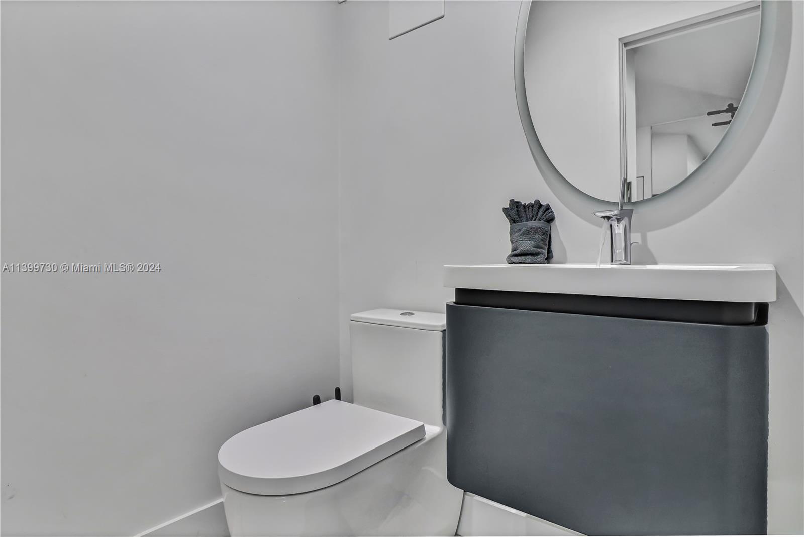 Photo 34 of 7601 Coquina Dr in North Bay Village - MLS A11399730