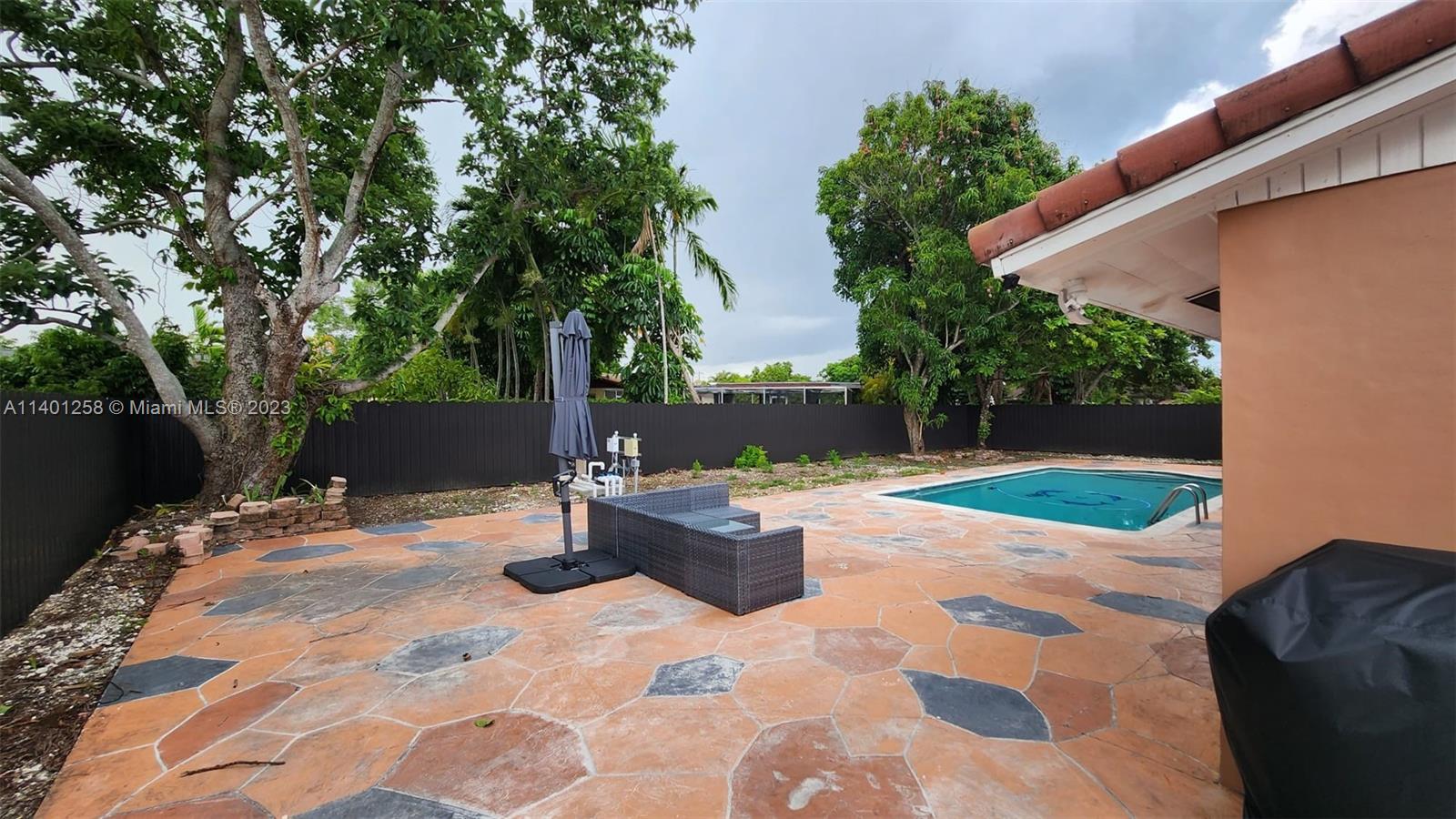 Listing Photo 43